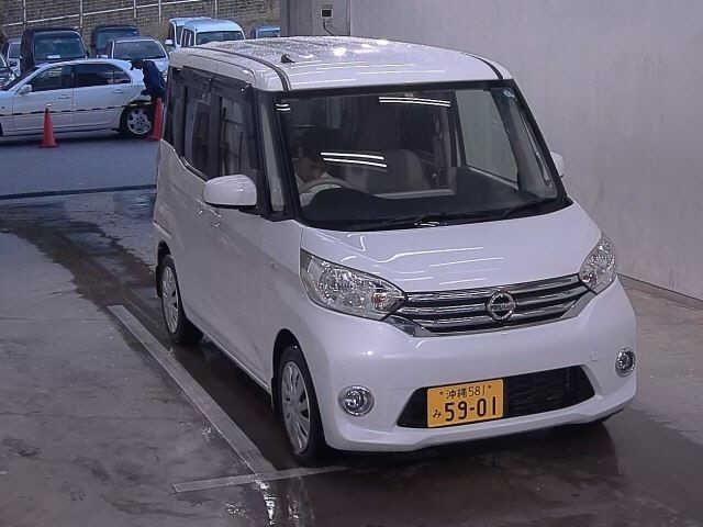 272 Nissan Dayz roox B21A 2015 г. (JU Okinawa)